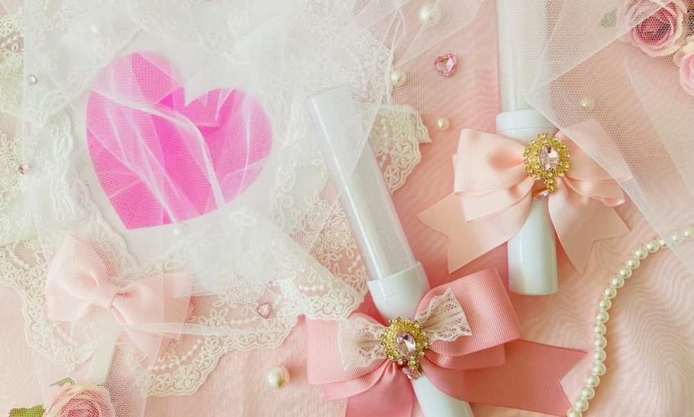 推し活とは、自分の好きな対象を「推し」と呼び、応援すること全般を指します。