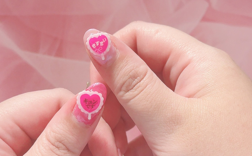 推し活の利点は、精神的な満足感だけでなく、自己成長や社会との関係を築くことができる点にあります。